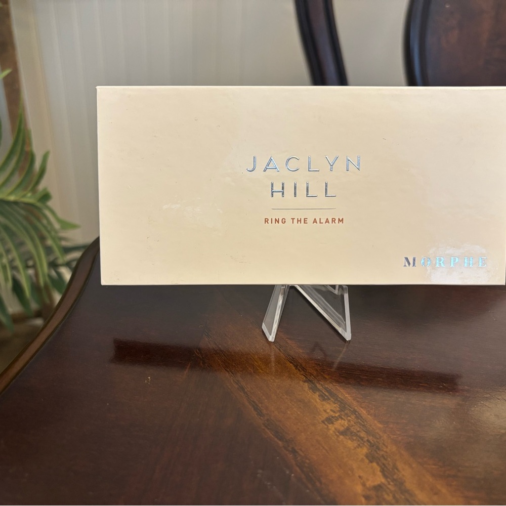 Morphe Jaclyn Hill Ring the Alarm Palette